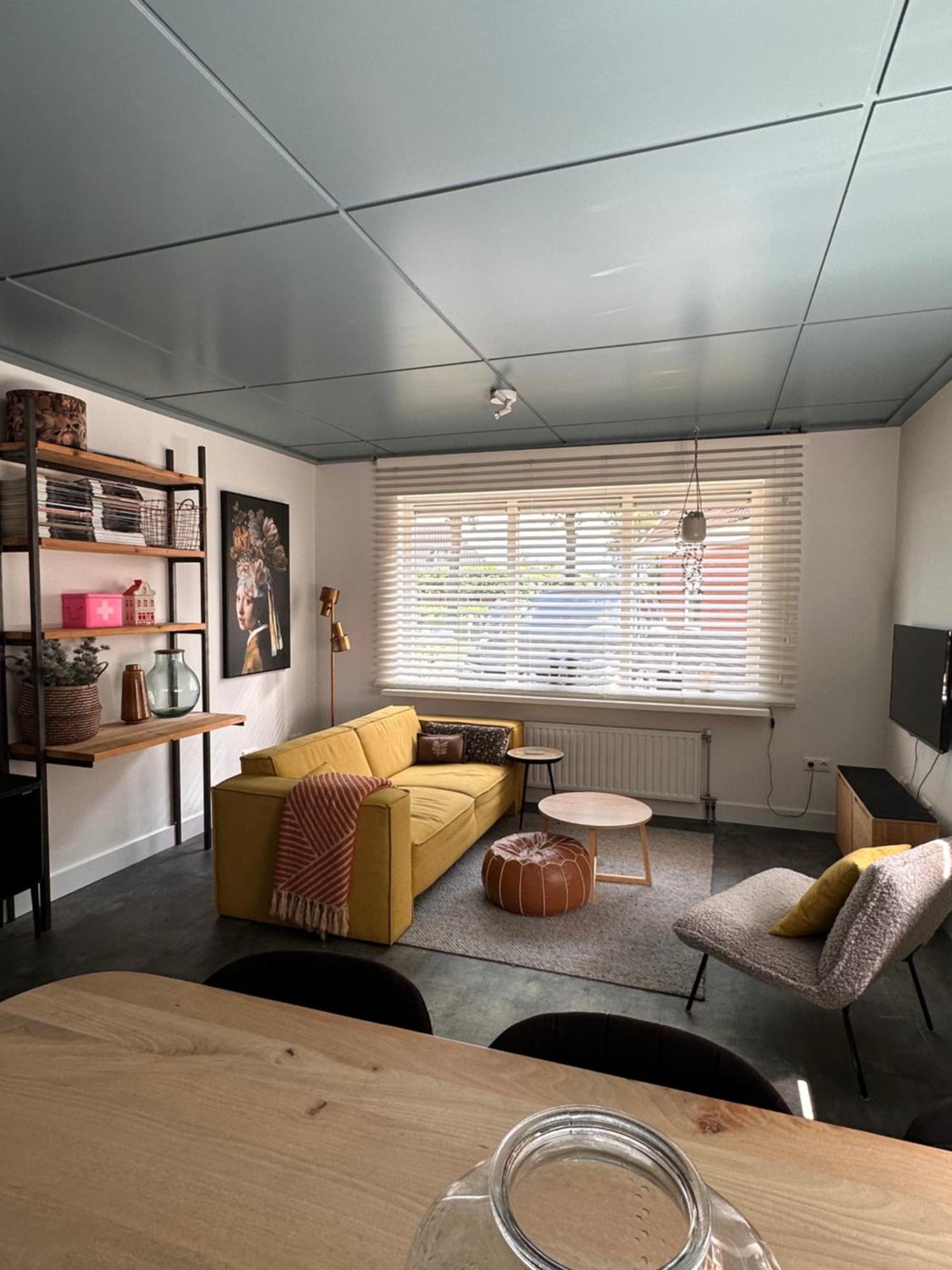 B&B Het Kleine Huisje 엠멘 외부 사진