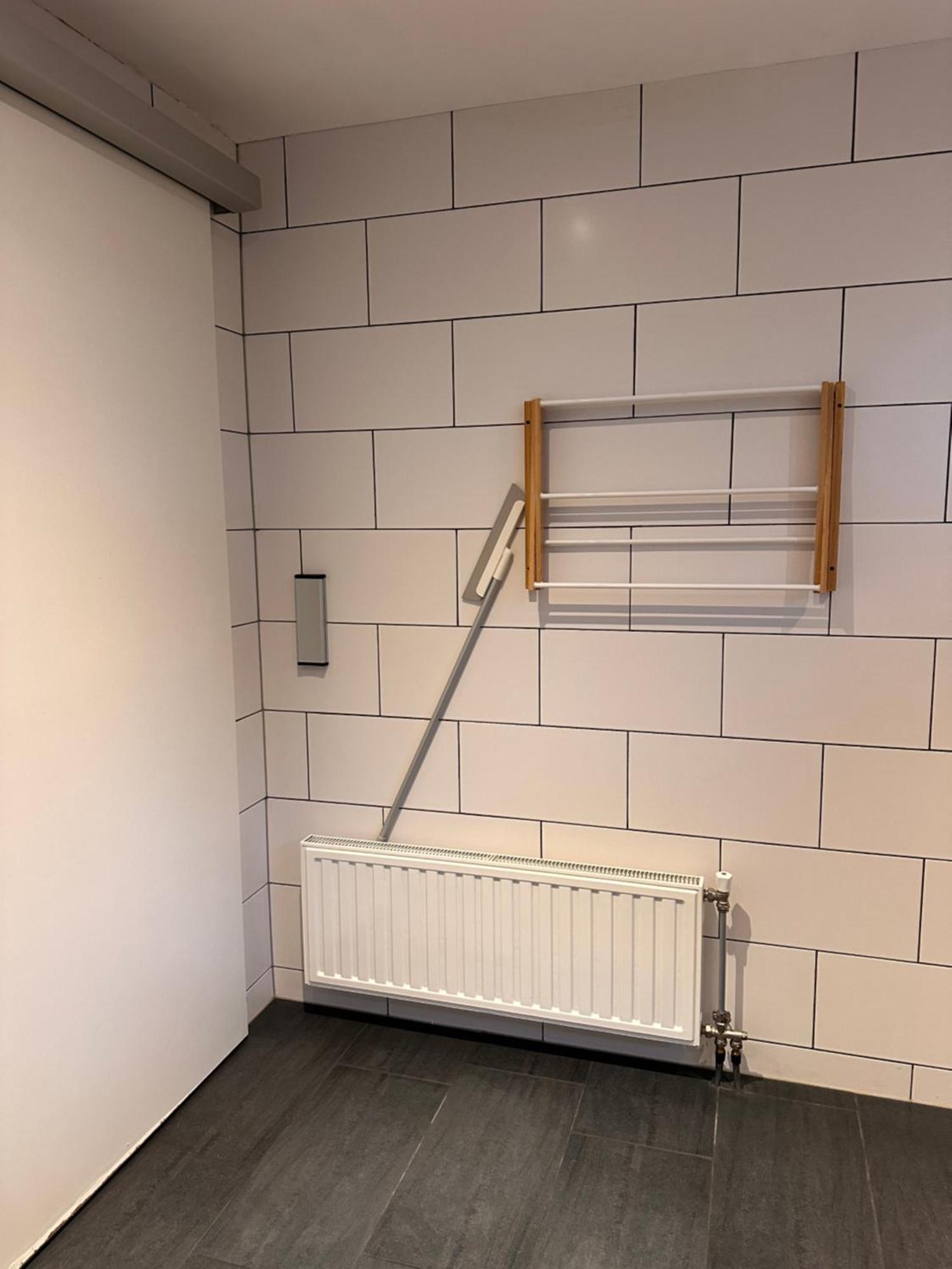 B&B Het Kleine Huisje 엠멘 외부 사진